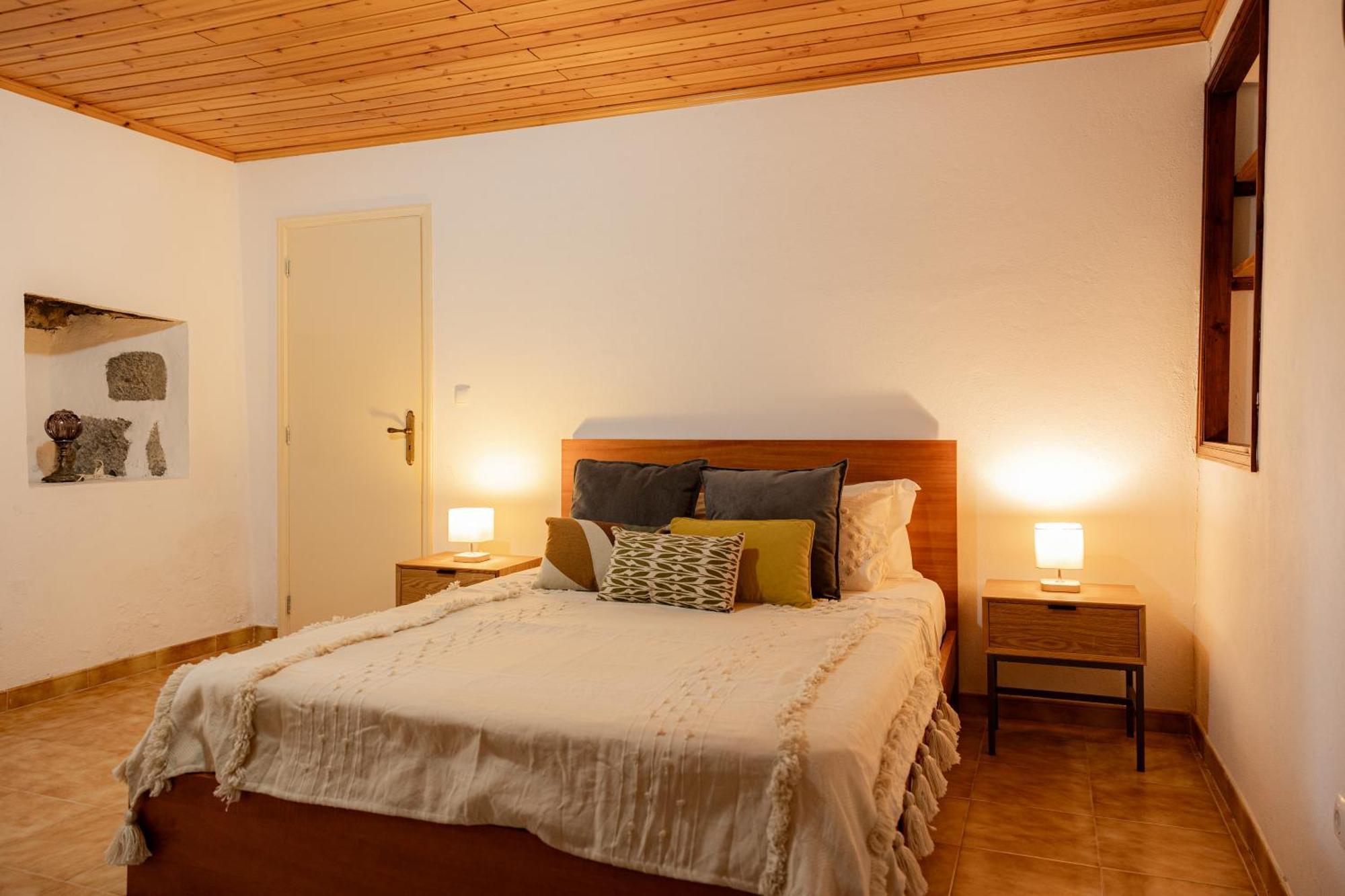 Solar De Lalem Bed & Breakfast Maia  Bilik gambar